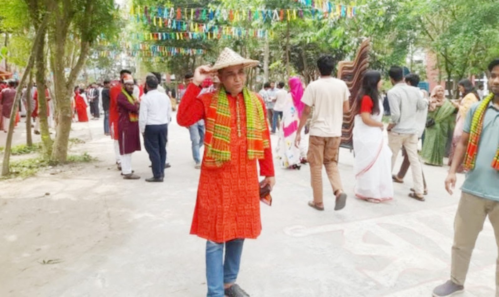 ঠাকুরগাঁও বিশ্ববিদ্যালয়ের রেজিস্ট্রার পদে আবেদনের অভিযোগ