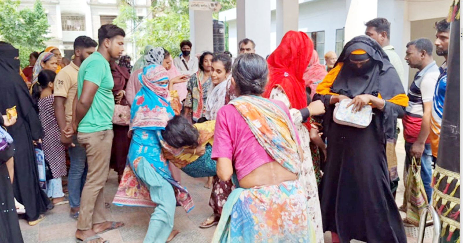 লোহাগড়ায় আধিপত্য বিস্তারে দু’পক্ষের সংঘর্ষ ॥ নিহত ১-আহত ১০