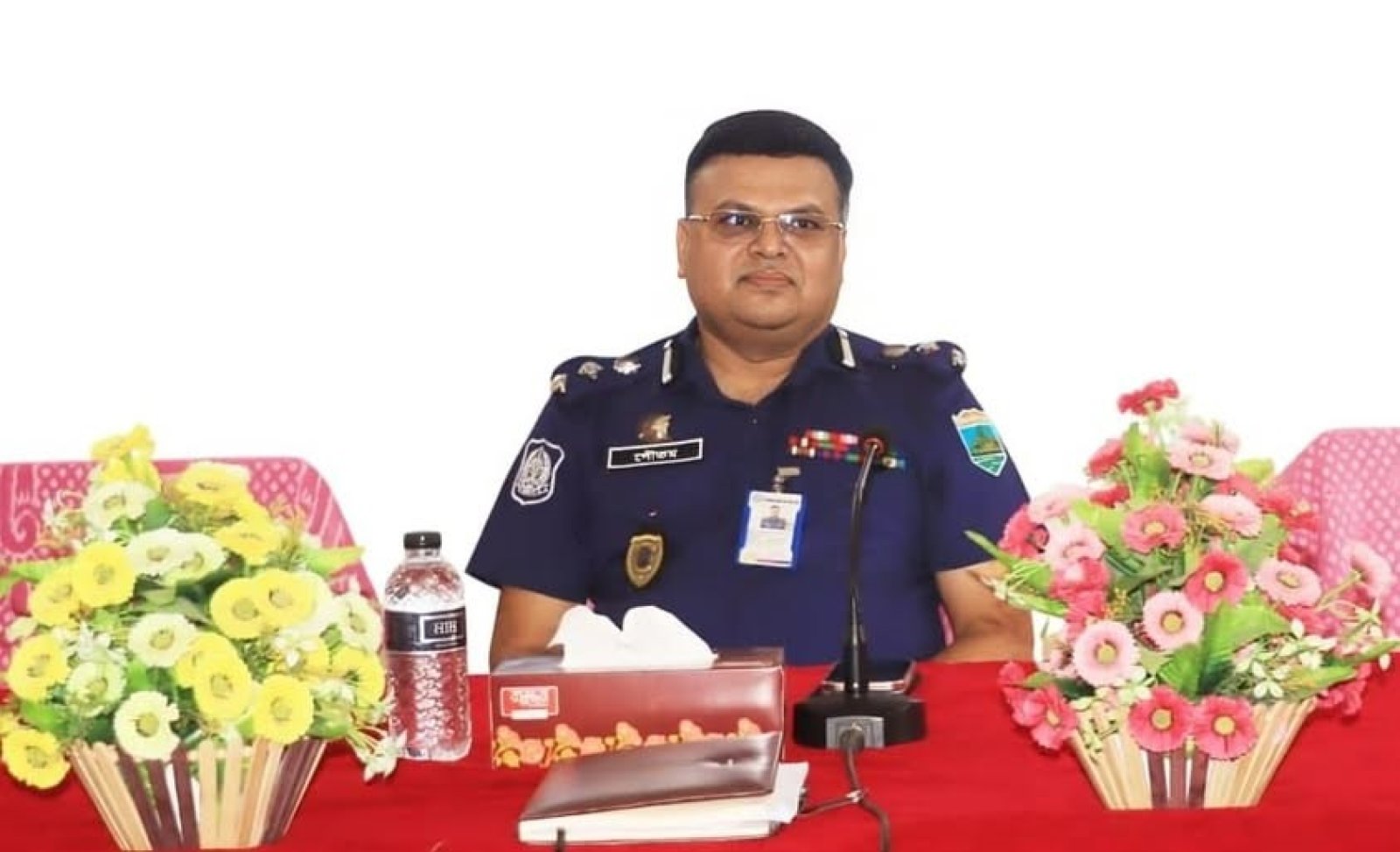 চাঁপাইনবাবগঞ্জে শান্তিপূর্ণ পরিবেশে শারদীয় দুর্গাপূজা সম্পন্ন-পুলিশ সুপারের কৃতজ্ঞতা
