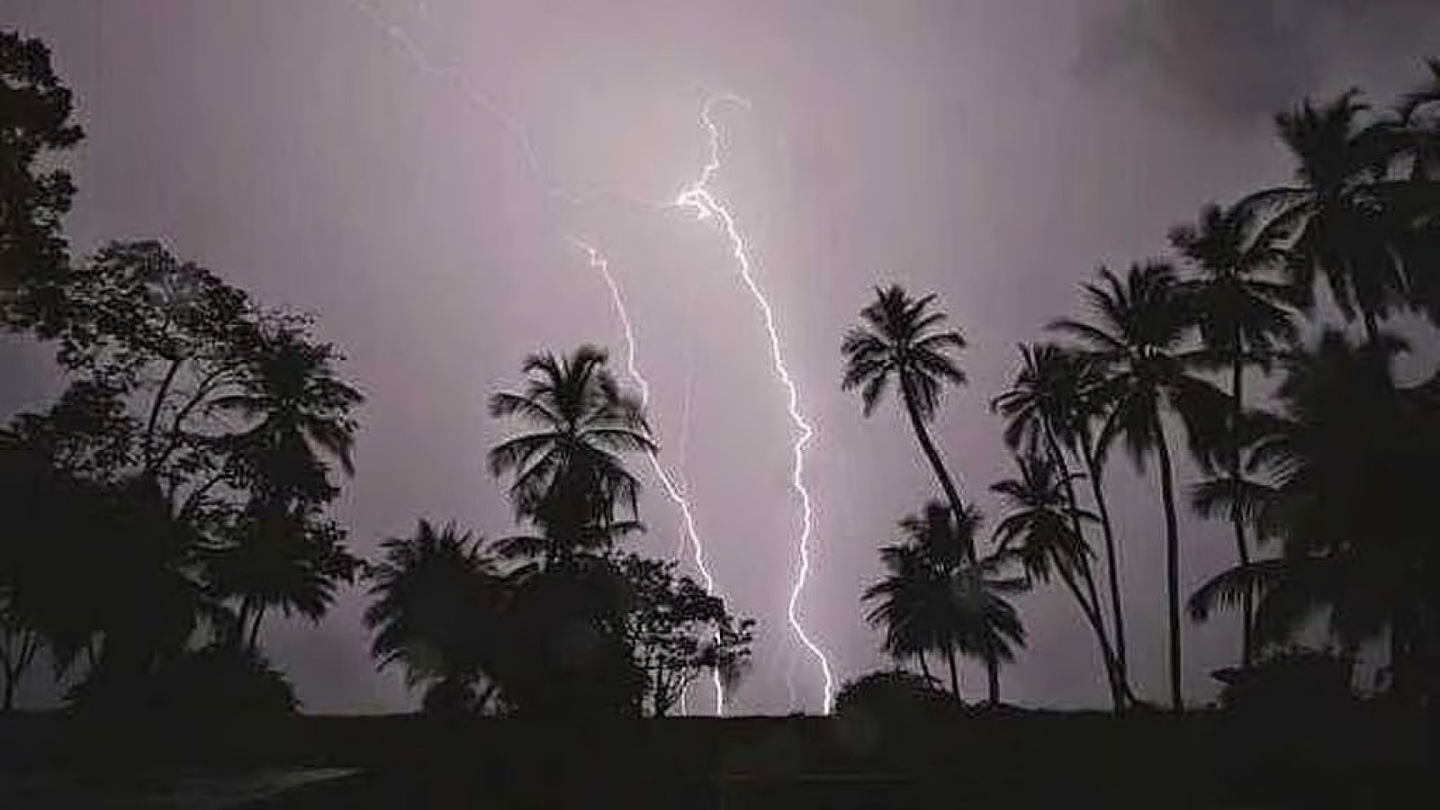 হবিগঞ্জে বজ্রপাতে তিনজনের মৃত্যু ॥ আহত ৪