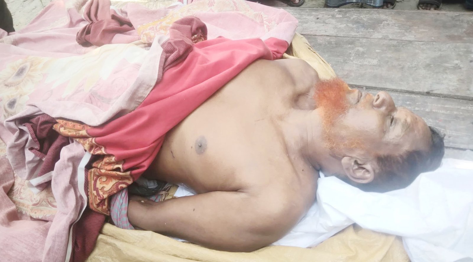 সিংড়ায় বিদ্যুৎস্পৃষ্টে মাছচাষির মৃত্যু