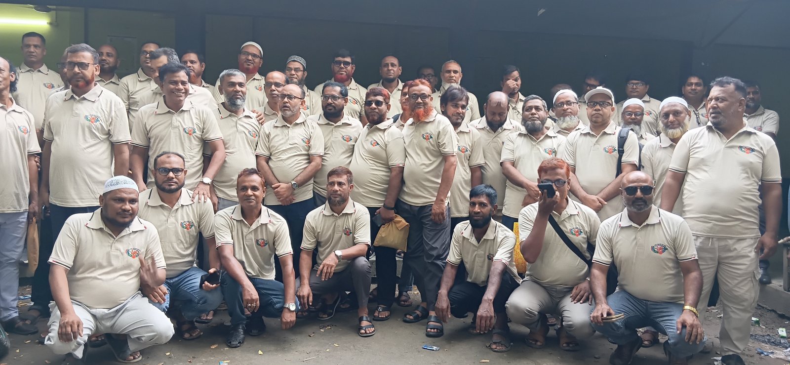 সিংড়ার ‘এসএসসি ৯৩’ ব্যাচের চলনবিল নৌকা ভ্রমণ