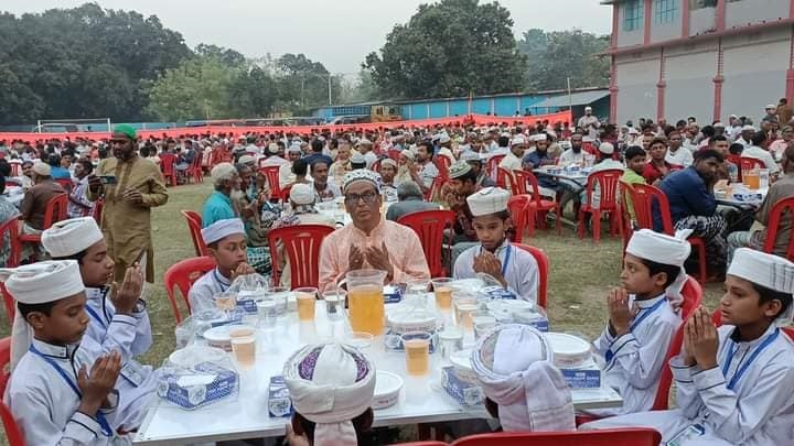শিবগঞ্জে ইফতার ও দোয়া মাহফিল