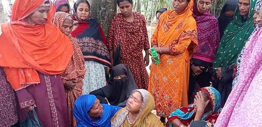 বগুড়ায় শ্বশুর ও পুত্রবধূকে হাত-পা বেঁধে হত্যাকান্ড