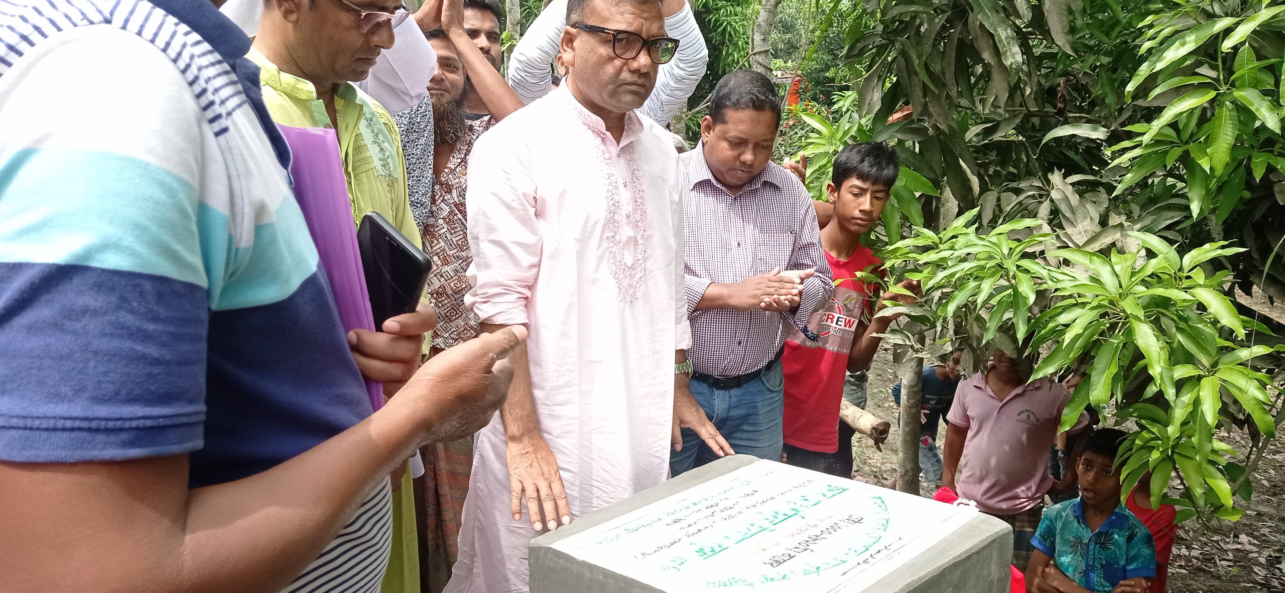 বাগাতিপাড়ায় পৃথক ৩টি কাঁচা রাস্তা পাকা করনের উদ্বোধন