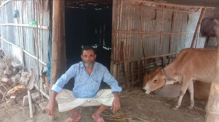গোমস্তাপুরে বেড়েছে গরু চুরি ॥ আতংকে এলাকাবাসী-নিয়ন্ত্রনের চেষ্টায় পুলিশ