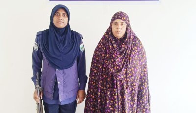 পত্নীতলায় ট্যাপেন্টাডল ট্যাবলেটসহ মাদক সম্রাজ্ঞী আটক