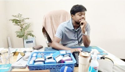 নাচোলে ডিএমএফ ডাক্তারের এন্টিবায়োটিকের প্রেসক্রিপশন-ঝুঁকিতে জনস্বাস্থ্য