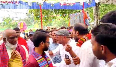 তোপের মুখে গোবিন্দগঞ্জে ইউএনও’র বৈশাখী অনুষ্ঠানস্থল ত্যাগ