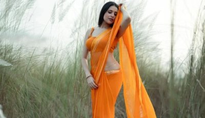 ফেসবুকে নায়িকা স্নিগ্ধা চৌধুরীর খোলা চিঠি