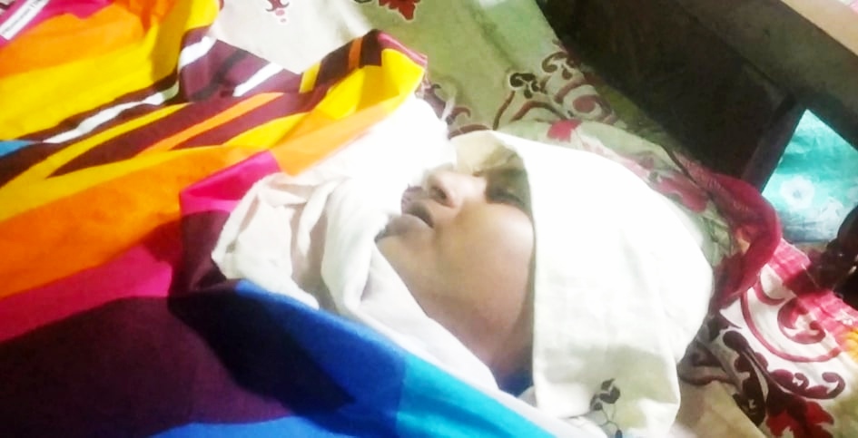 ভোলাহাটে লাশের ময়নাতদন্তে পরিবারের বাধা