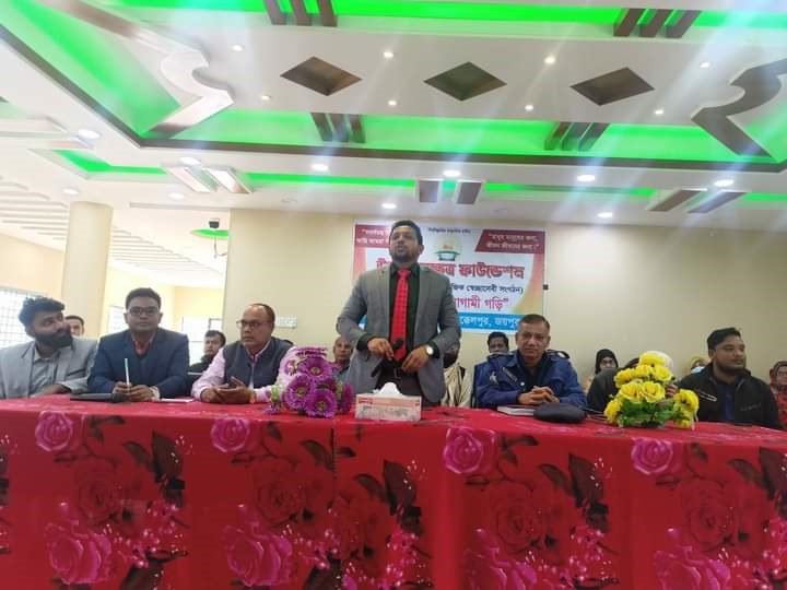 আক্কেলপুরে শিক্ষার্থীদের সাথে সচেতনামূলক মতবিনিময়