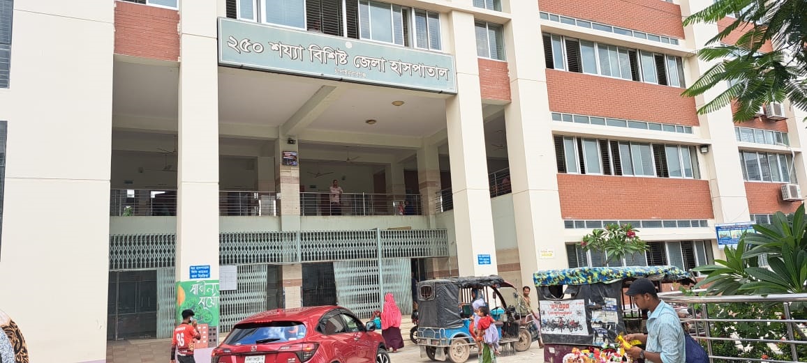 চাঁপাইনবাবগঞ্জ জেলা হাসপাতালে ‘হাম’ রোগীর চাপ