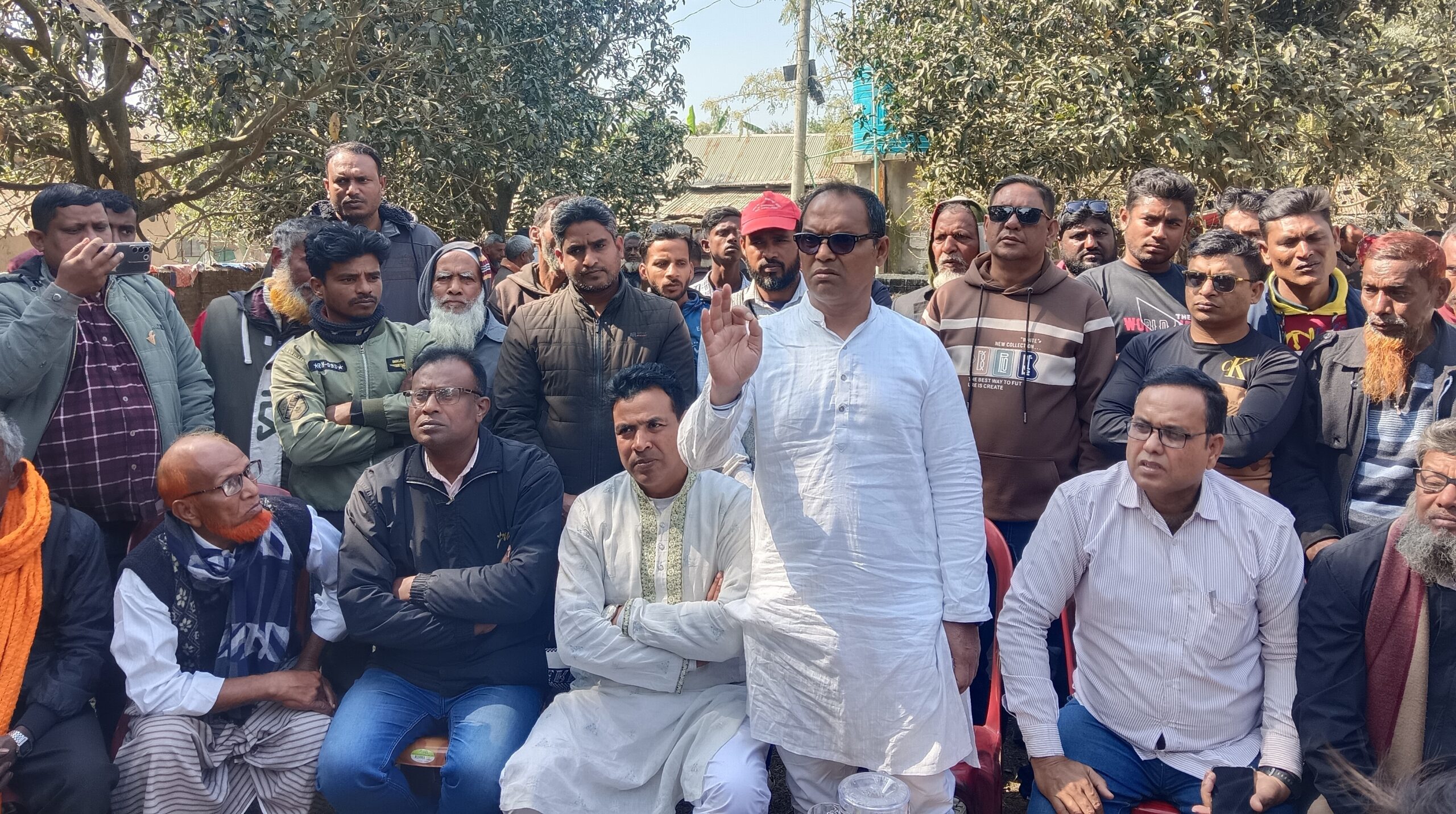 রহনপুর ইউনিয়নে ধানের শীষের প্রার্থীর গণসংযোগ