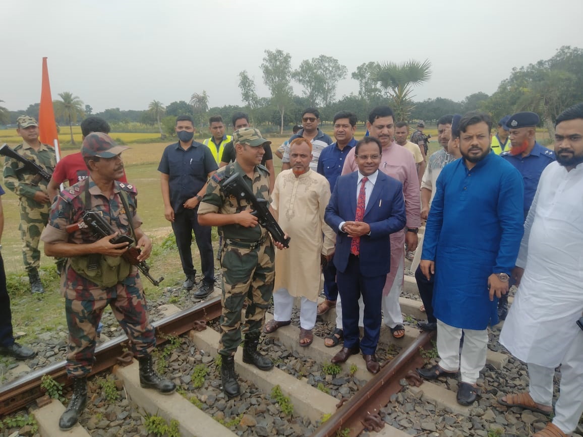 রহনপুর রেলবন্দর ও শিবরামপুর জিরো পয়েন্ট পরিদর্শনে ভারতীয় সহকারী হাই-কমিশনার