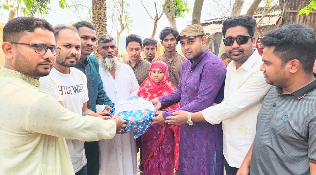 জুলাই যোদ্ধা শহীদ তারেকের পরিবারের পাশে কেন্দ্রীয় ছাত্রনেতা রিংকু